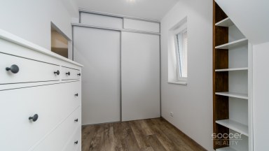 Atraktivní byt po rekonstrukci ve vyhledávané lokalitě.