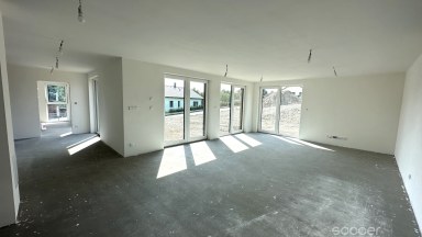 Prodej nízkoenergetické novostavby RD 5+kk, 191 m2 s pozemkem 803 m2 v obci Velká Lečice