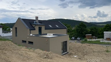 Prodej nízkoenergetické novostavby RD 5+kk, 191 m2 s pozemkem 803 m2 v obci Velká Lečice