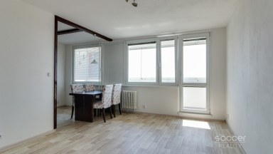 Pronájem bytu 3+kk/lodžie/sklep, 75 m2, OV, ul. Doležalova, Praha – Černý Most.