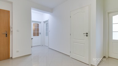 Pronájem bytu 3+kk/B, 94 m2, Praha - východ - Šestajovice.