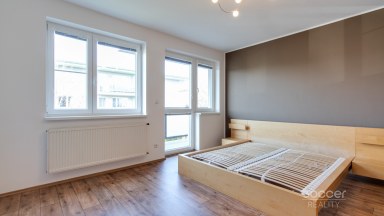 Pronájem bytu 3+kk/B, 94 m2, Praha - východ - Šestajovice.