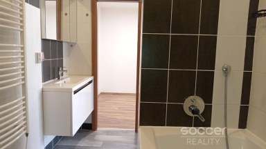 Pronájem bytu 2+kk, 51 m2, Praha 3 - Žižkov, ul. Jeseniova.