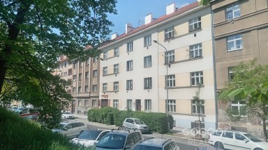 Pronájem bytu 2+kk, 51 m2, Praha 3 - Žižkov, ul. Jeseniova.
