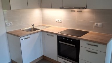 Pronájem pěkného bytu 2 + 1 se zahradou, Praha 4 - Nusle, ulice Na květnici.
