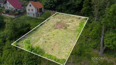 Prodej stavebního pozemku 800 m², obec Oparno, okres Litoměřice.