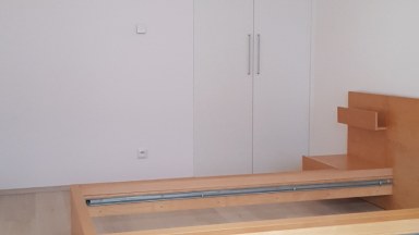 Pronájem novostavby bytu 2 + kk/B/S v Praze 13 - Stodůlky, ulice Klementova.