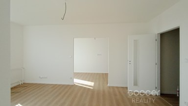 Pronájem krásného bytu 3+1,  86 m2, Praha 9 - Kyje, Travná. (Jahodnice)