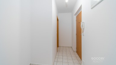 Prodej bytu 1+kk, 34,13 m² – Vestec u Prahy, ul. Okružní