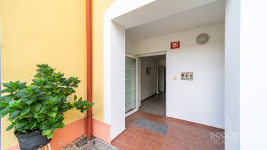 Prodej bytu 1+kk, 34,13 m² – Vestec u Prahy, ul. Okružní