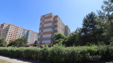 Pronájem bytu 2+kk, 45m2, Praha 10 - Horní Měcholupy, ul. Nad Přehradou.