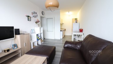 Pronájem bytu 2+kk, 45m2, Praha 10 - Horní Měcholupy, ul. Nad Přehradou.