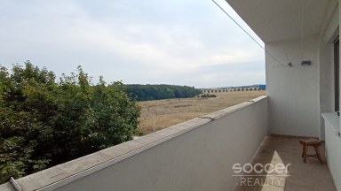 Pronájem krásného bytu 1+kk/B/S, 34 m2, ul. Na Růžovém poli, Kladno.