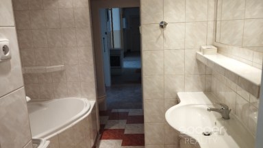 Pronájem hezkého bytu 2+kk, 51 m2, Praha 3 - Žižkov, ul. Jeseniova.