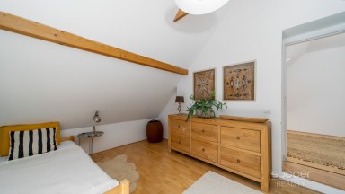 Prodej rodinného domu 5+kk, obec Vestec, okres Praha – západ.