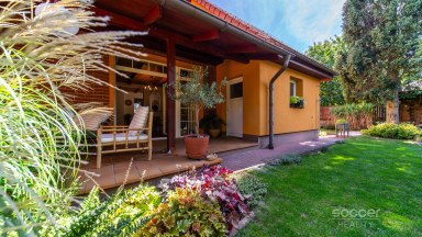 Prodej rodinného domu 5+kk, obec Vestec, okres Praha – západ.