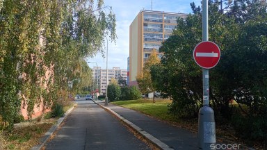 Prodej garážového stání v ulici Přeštická, Praha - Hostivař.