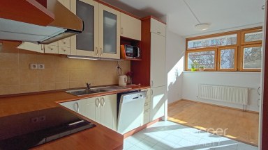Pronájem bytu 4+kk/B/PS,107 m2, Praha  5 - Smíchov, ul. Ostrovského.