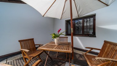 Malebný venkovský dům s prostornou zahradou blízko Českého ráje.