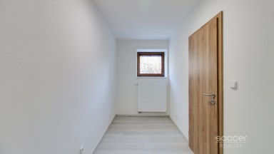 Pronájem bytu 2+kk, 38 m2, ul. Třístoličná, Praha 5 – Smíchov.