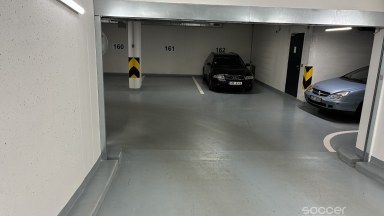 Pronájem garážového stání – Vysočany, metro B Vysočanská, ul. Střídavá