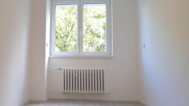 Pronájem bytu 2 + kk, 40 m2, v Praze 5 -  Košíře, ulice Karenova.