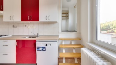 Prodej bytu 3+1, 87,5 m2 + 48,8 m2 terasy, ulice Patočkova, Praha 6 - Střešovice.