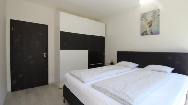 Pronájem bytu 2+kk, 55 m2, ulice U Mlýnského kanálu, Praha 8 – Karlín.