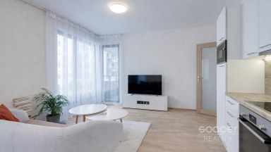 Pronájem bytu 2+kk, 48,4 m2 s balkonem 3,4 m2 a sklepem, Praha 7 – Holešovice, ul. Sanderova.