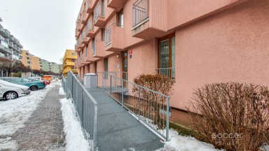 Pronájem bytu 2+kk/T/Z, 58 m², Praha 8 – Troja, ulice Vřesová.
