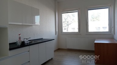 Pronájem kanceláře, 14 m2, Praha 10 - Dolní Měcholupy, ul. Ke Kablu.