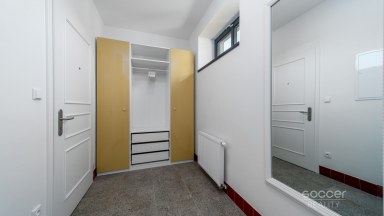 Velmi krásný nadstandardní byt ve vile se zahradou.