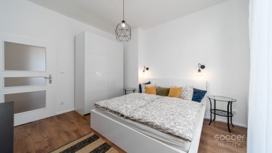 Velmi krásný nadstandardní byt ve vile se zahradou.