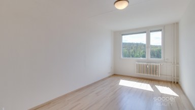 Prodej zrekonstruovaného bytu 2+kk, 47 m2, ul. Za Sídlištěm, Praha 4 - Komořany. 