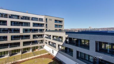 Pronájem bytu 1+kk/L/G, 32 m2, ul. Poděbradská, Praha 9 - Hloubětín.