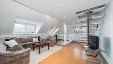 Jedinečný mezonet v rodinném domě v žádané čtvrti Mladé Boleslavi.