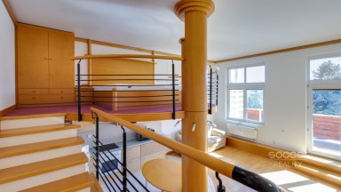 Pronájem atypického loftu 51,5 m2 s terasou na adrese Na Pokraji, Praha 9 - Prosek.