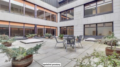 Pronájem tří kanceláří 114 m2 ulice Sokolovská, Praha 9