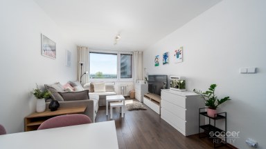 Prodej hezkého bytu 2kk, 42,97 m² se sklepní kójí, ul. Pavlišovská, Praha 20 – Horní Počernice