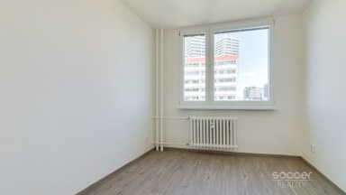 Pronájem bytu 4+kk/L/komora, 65 m² + lodžie 7 m², Praha 4 – Krč, Horáčkova ulice.