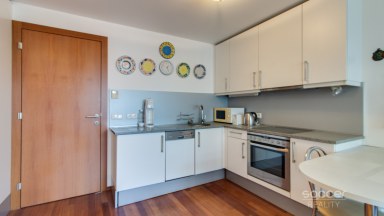 Pronájem bytu 1+kk/balkon, 27+5 m2, ul. Paříkova, Praha 9 – Vysočany. 