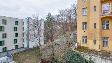 Pronájem bytu 1+kk/S, 21 m2, ul. Radlická, Praha 5 - Smíchov.