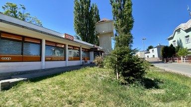 Nový apartmán s terasou a parkovacím stáním v prestižní čtvrti.