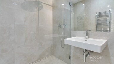 Pronájem bytu 1+kk/Sklep/Wellness, 36 m², Praha 3 – Vinohrady, ul. Vinohradská.