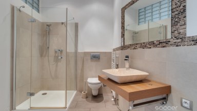 Pronájem bytu 3+1 + hala + šatna + 2x koupelna (celkem 97 m²) na Václavském náměstí