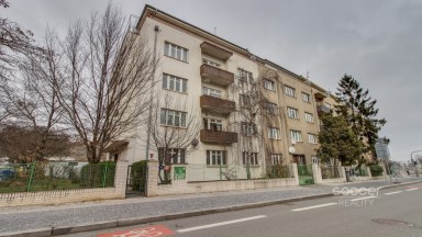 Prodej bytu 1+kk, 23 m2, ulice Patočkova, Praha 6 - Střešovice.
