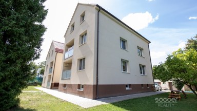 Prodej bytu 4+kk/T, 83 m2 + 8 m2 terasa, Zápy – Praha – východ.