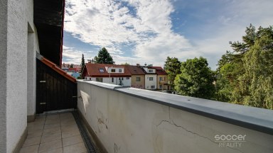 Pronájem bytu 2+1, cca 70 m² s terasou – Praha 9, Habartická.